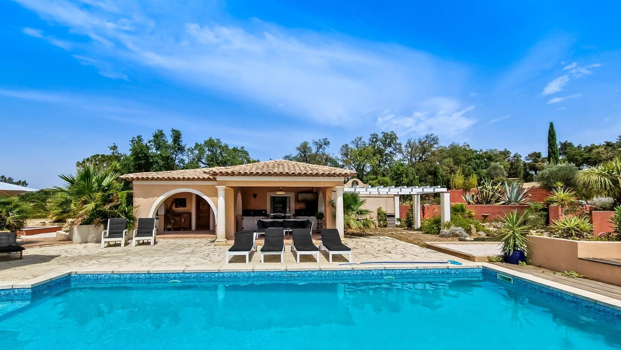 Villa La Lanterne Le Plan-de-la-Tour Екстериор снимка