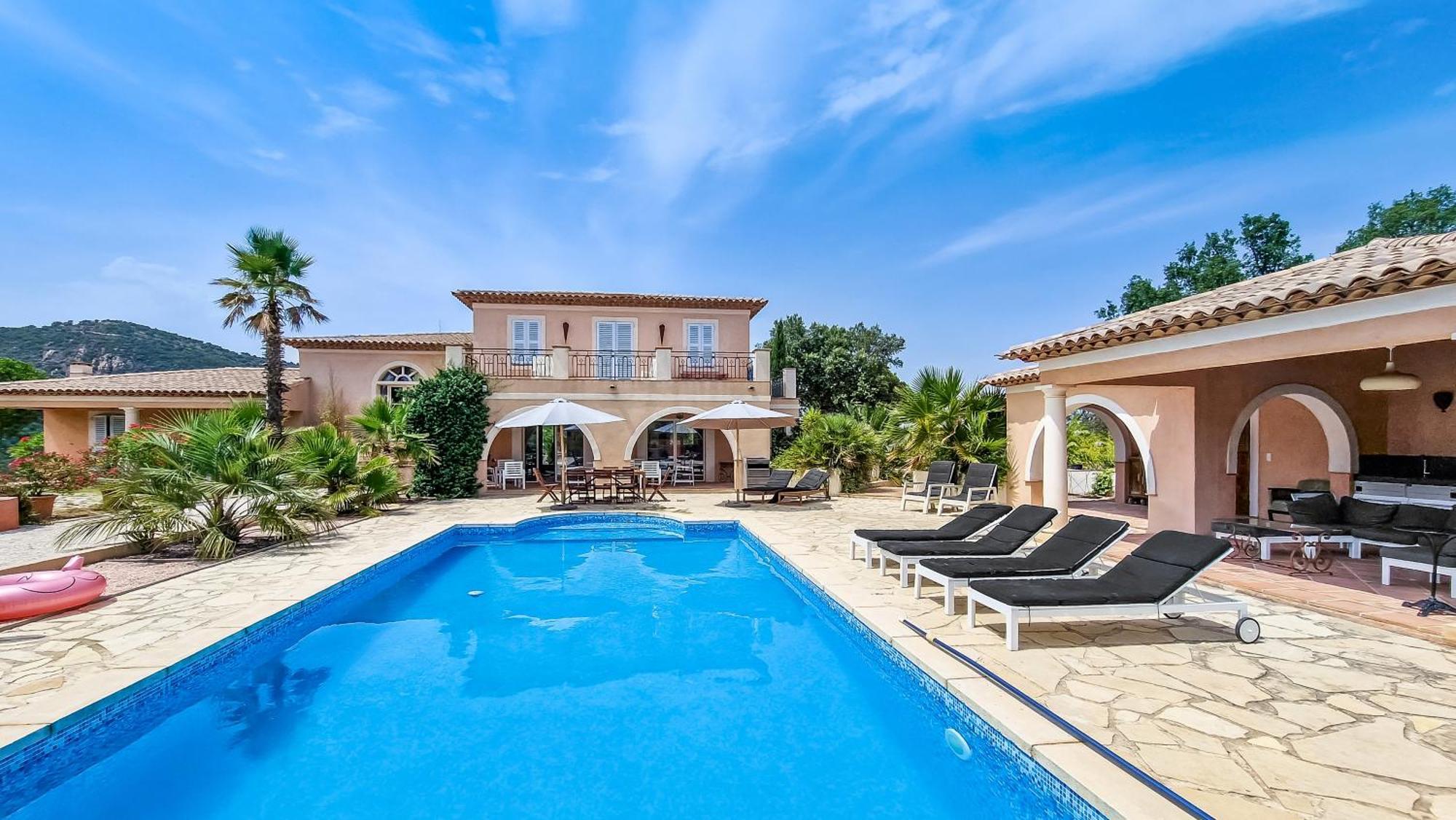 Villa La Lanterne Le Plan-de-la-Tour Екстериор снимка